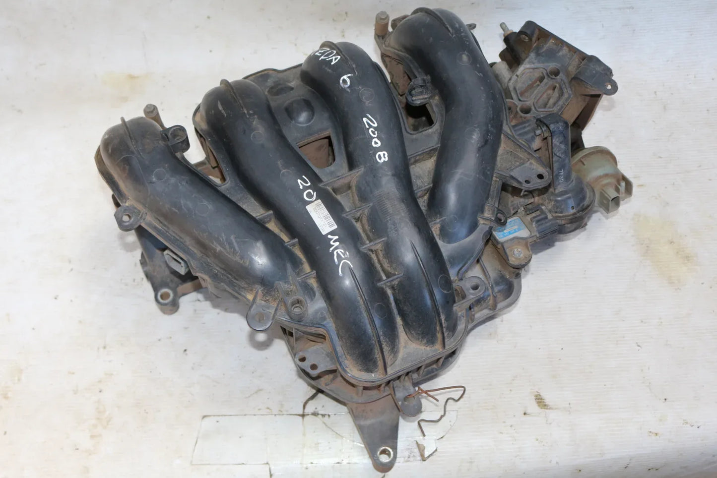 MULTIPLE DE ADMISION Mazda 6 2008 - 2.0 4x2 Bencina Mecánico