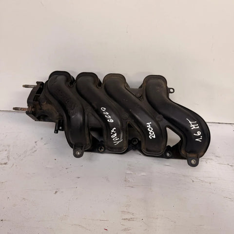 MULTIPLE DE ADMISION Toyota Yaris Ecco 2004 - 1.5 4x2 Bencina Mecánico