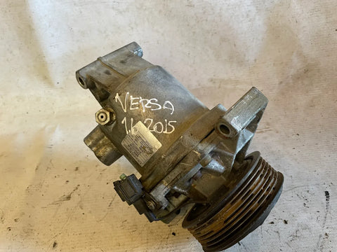 COMPRESOR A/C Nissan versa 2015 - 1.6 4x2 Bencina Mecánico