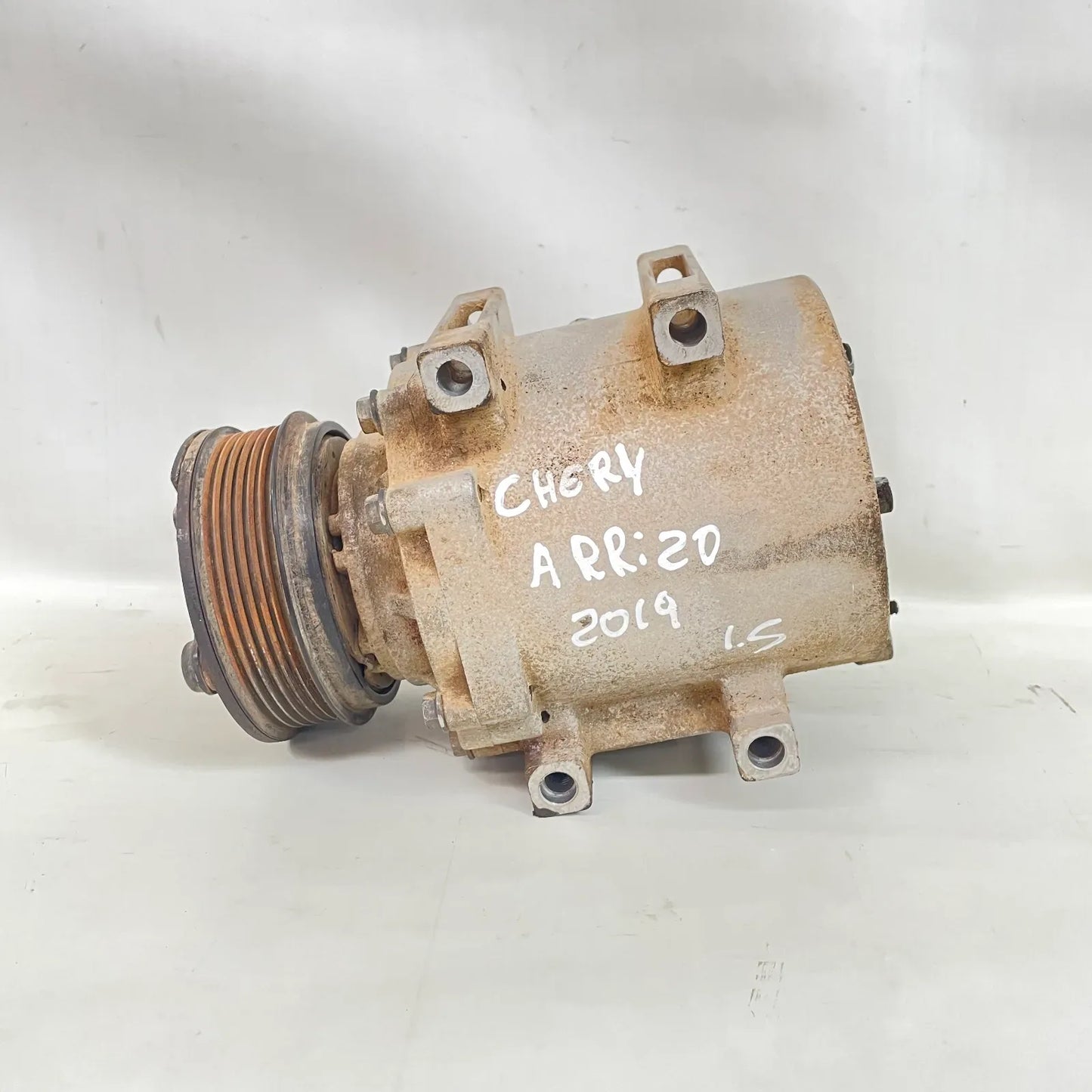 COMPRESOR A/C Chery Arrizo 2019 - 1.5 4x2 Bencina Mecánico
