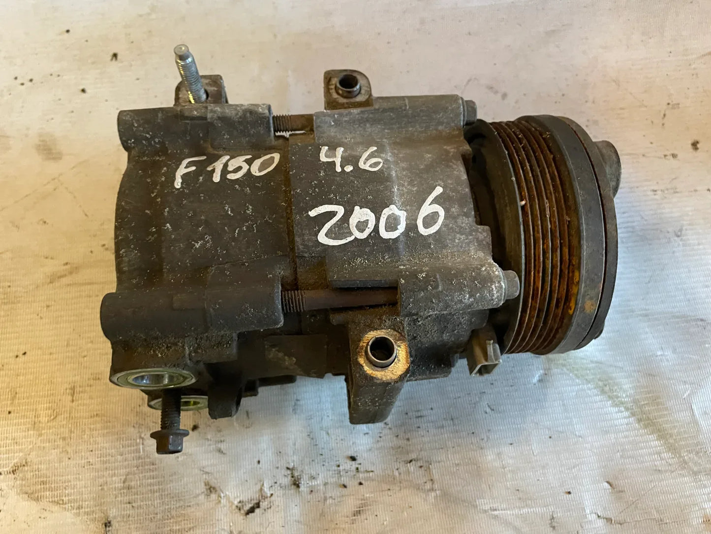 COMPRESOR A/C Ford F-150 2006 - 4.6 4x4 Bencina Mecánico