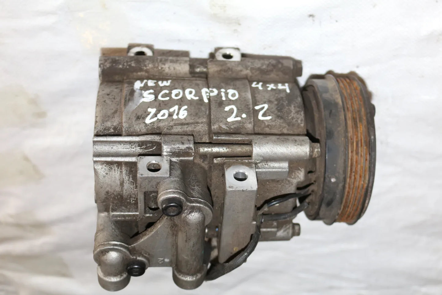 COMPRESOR A/C Mahindra NEW SCORPIO 2016 - 2.2 4x4 Diesel Mecánico