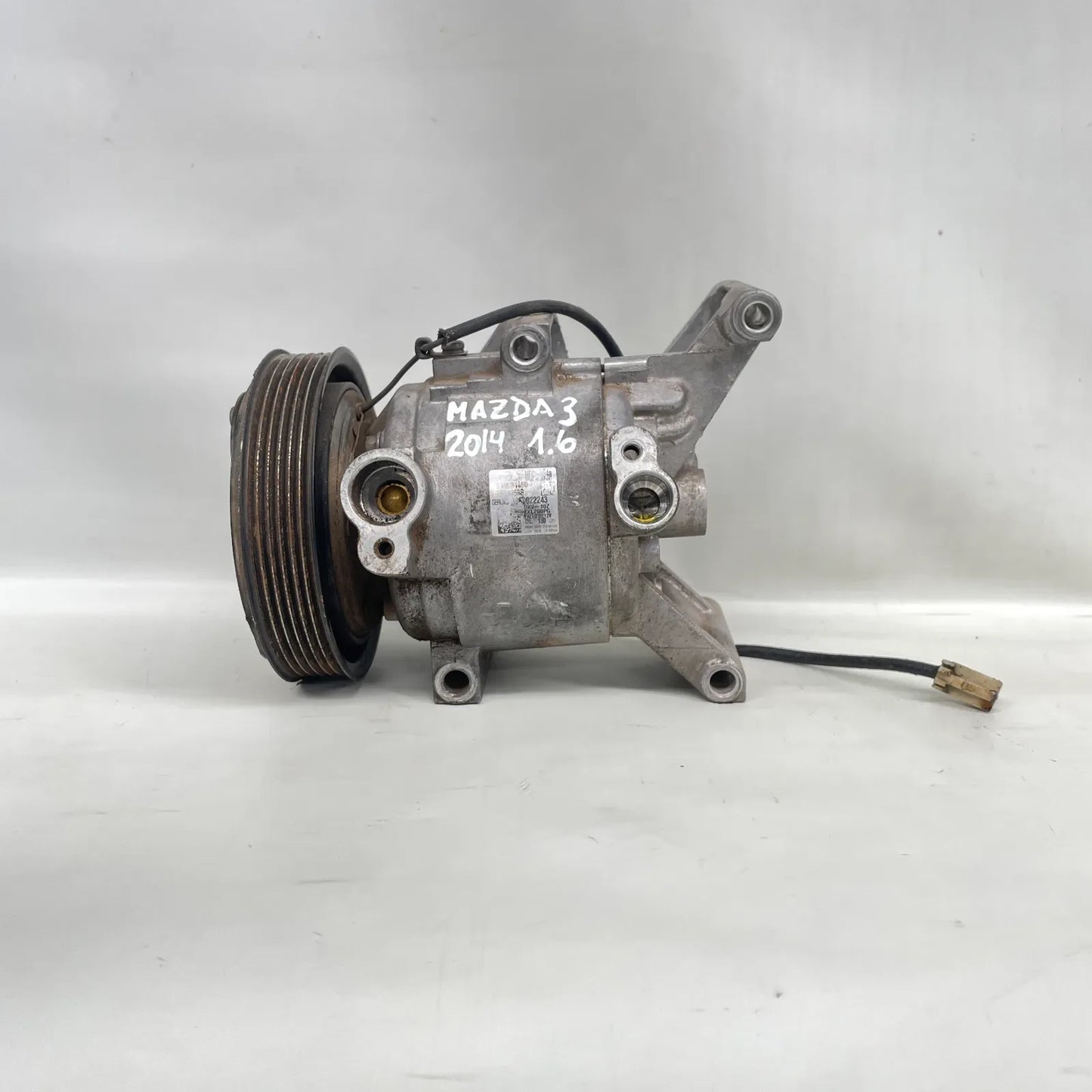 COMPRESOR A/C Mazda 3 2014 - 1.6 4x2 Bencina Mecánico