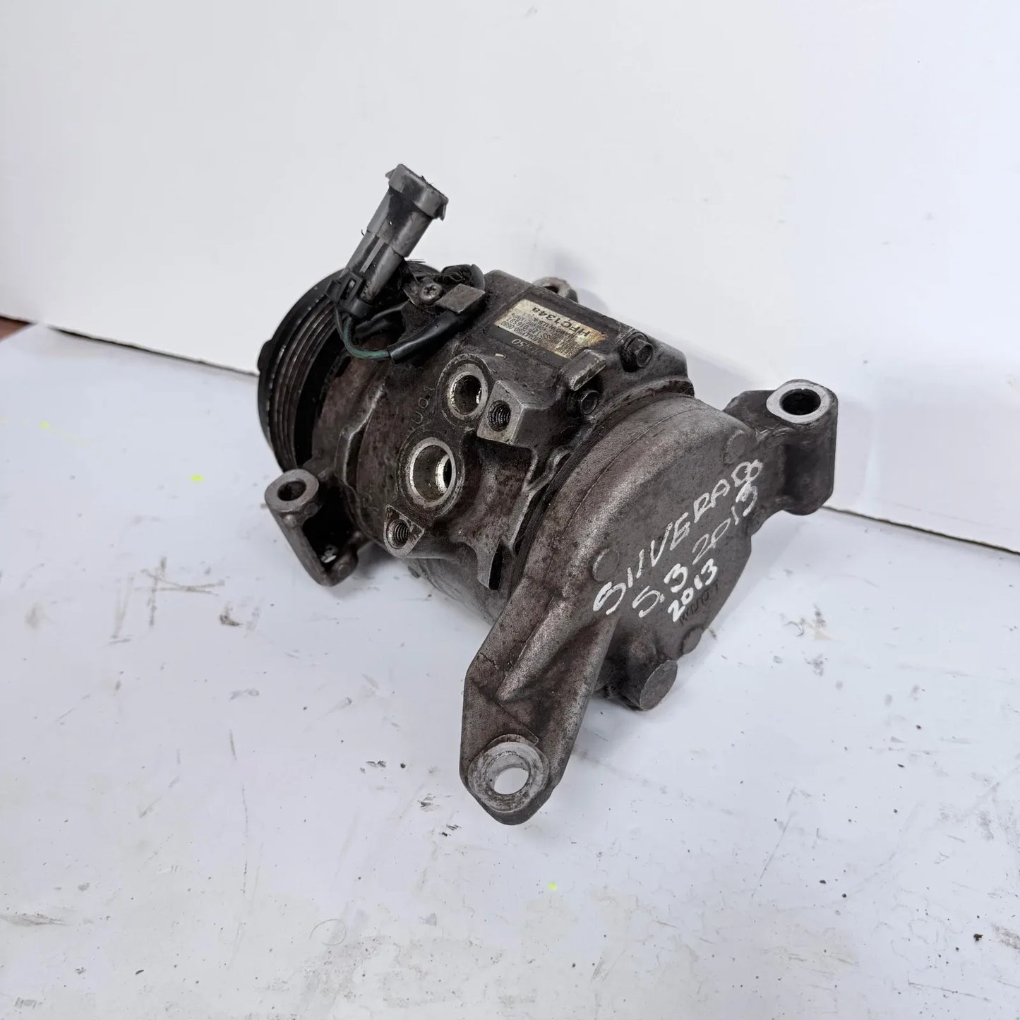 COMPRESOR A/C Chevrolet Silverado 2012 - 5.3 4x4 Bencina Mecánico
