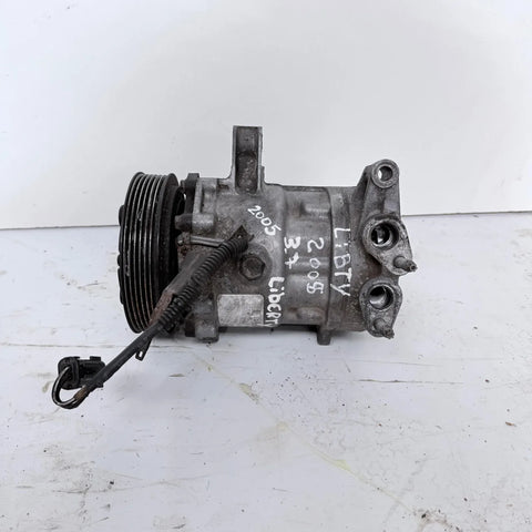 COMPRESOR A/C Jeep Liberty 2005 - 3.7 4x4 Bencina Automático