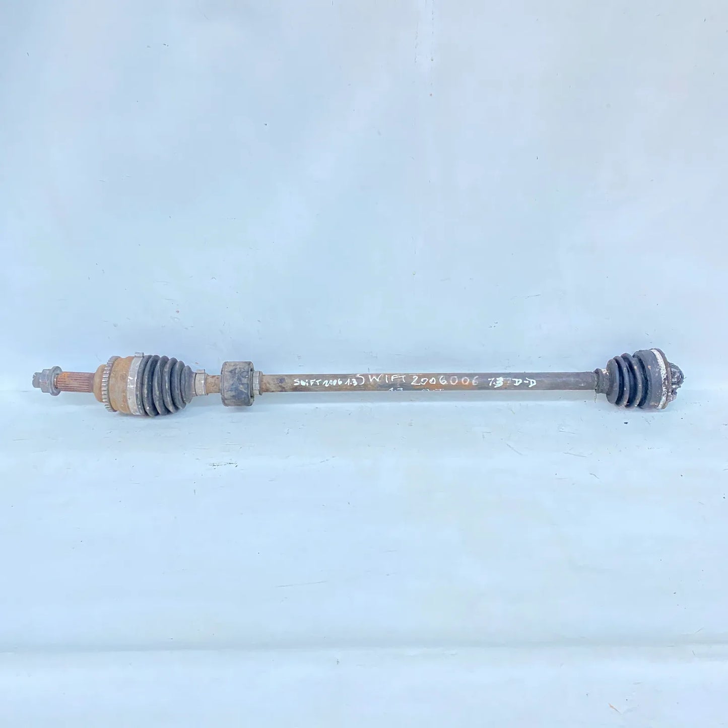 EJE PALIER DEL-DER Suzuki Swift 2006 - 1.3 4x2 Bencina Mecánico