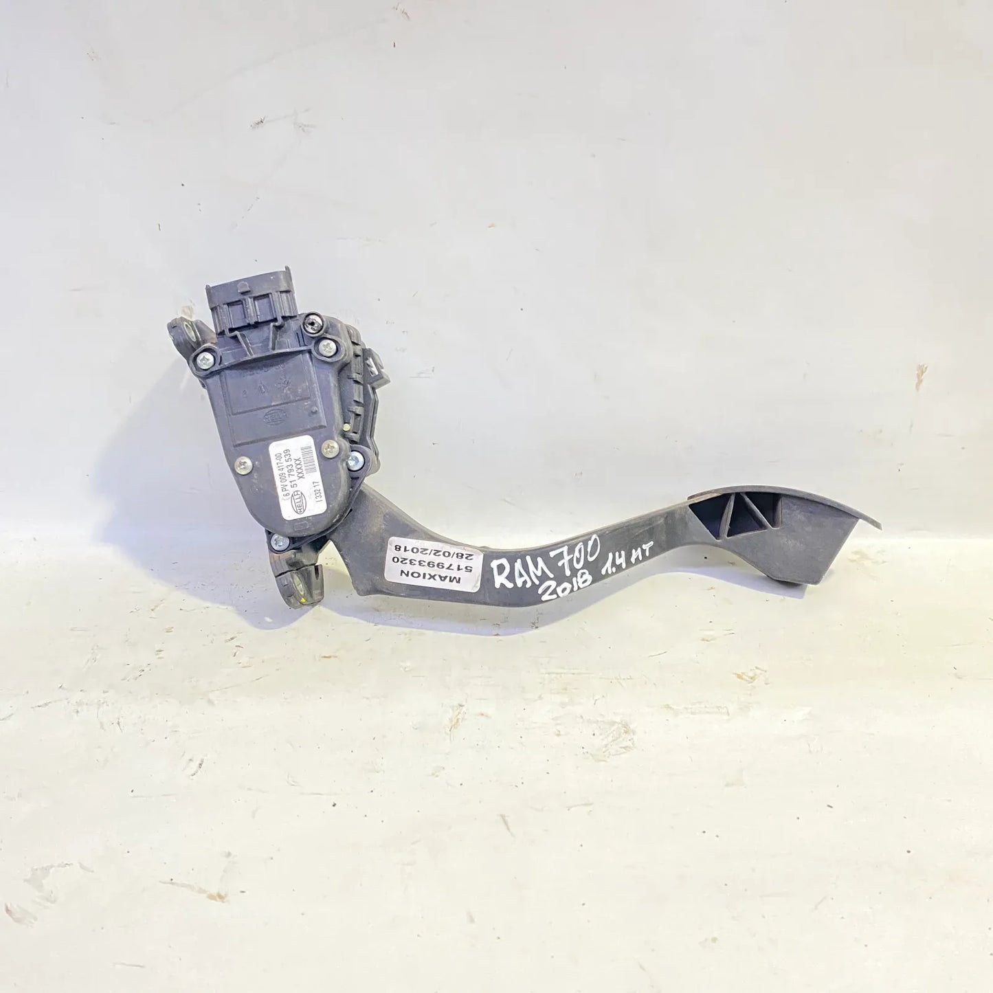 PEDAL ACELERADOR RAM 700 2018 - 1.4 4x2 Bencina Mecánico