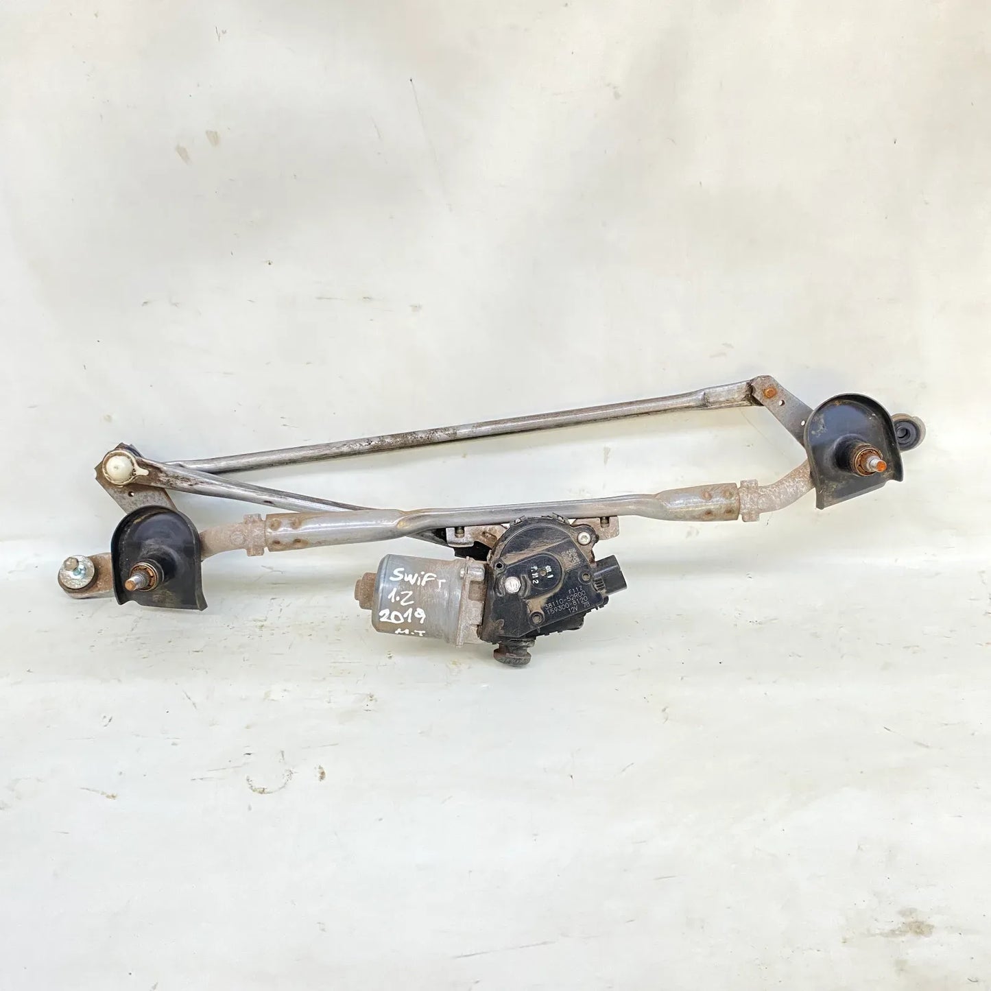 MOTOR LIMPIAPARABRISAS CON ARTICULACION Suzuki Swift 2019 - 1.2 Bencina Mecánico