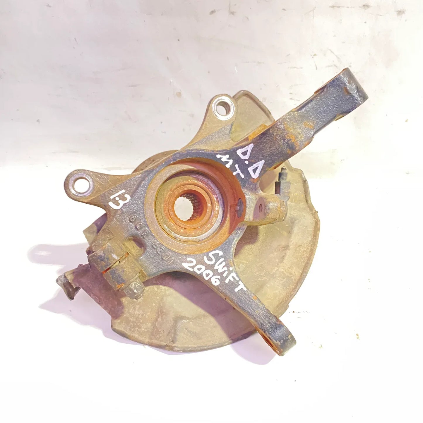 MUÑON DEL-DER Suzuki Swift 2006 - 1.3 Bencina Mecánico