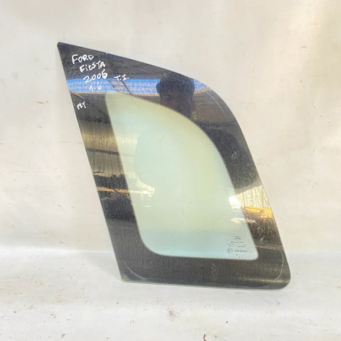 VIDRIO ALETA TRA-IZQ Ford Fiesta 2006 - 1.6 Bencina Mecánico