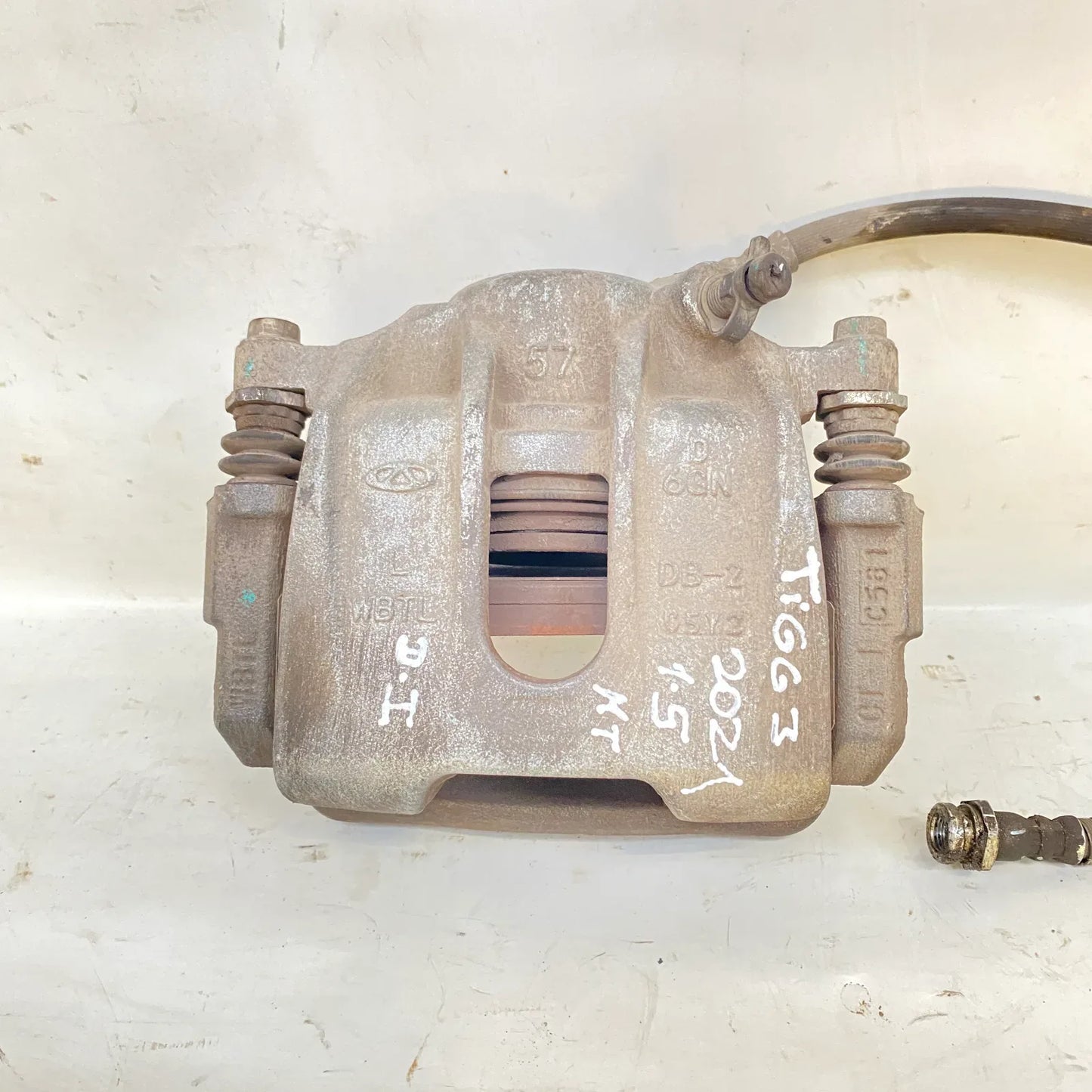 CALIPER DEL-IZQ Chery TIGGO 3 2021 - 1.5 Bencina Mecánico