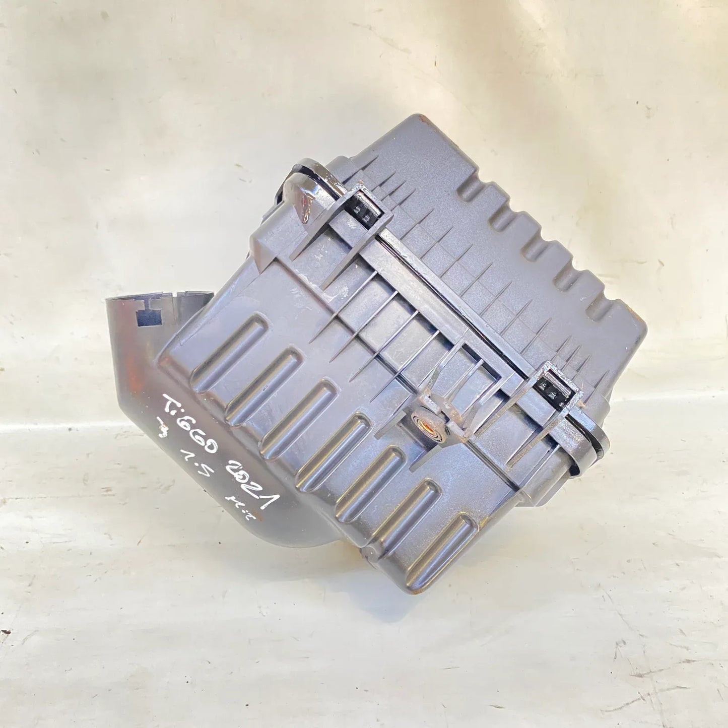 PORTAFILTRO DE AIRE Chery TIGGO 3 2021 - 1.5 Bencina Mecánico