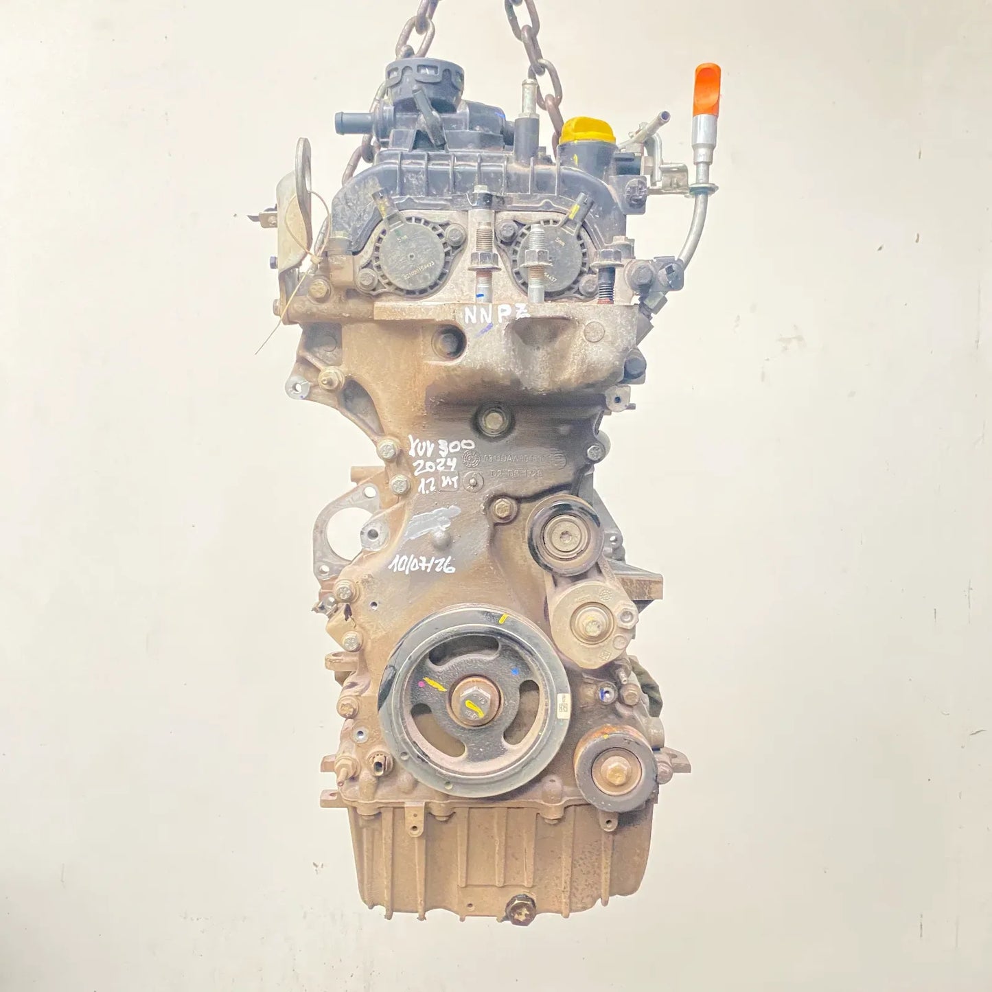Motor Sin Accesorios Mahindra XUV300 2024 - 1.2 Bencina Mecánico