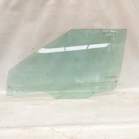 Vidrio puerta DEL-IZQ Mahindra XUV300 2024 - 1.2 Bencina Mecánico