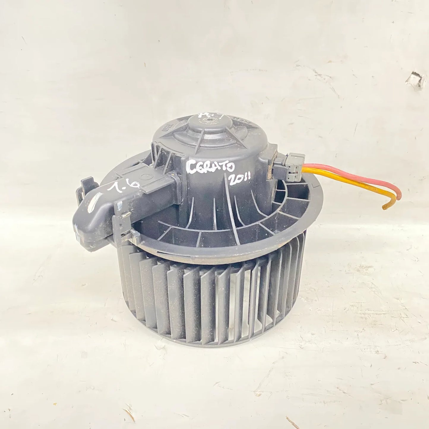 Motor de calefaccion Kia Cerato 2011 - 1.6 Bencina Mecánico