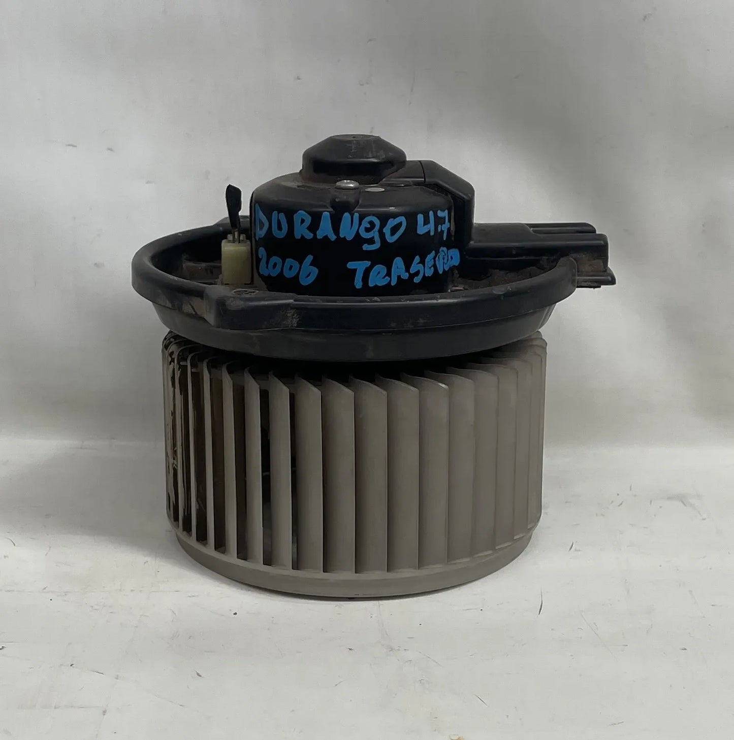 Motor de calefaccion Dodge DURANGO 2006 - 4.7