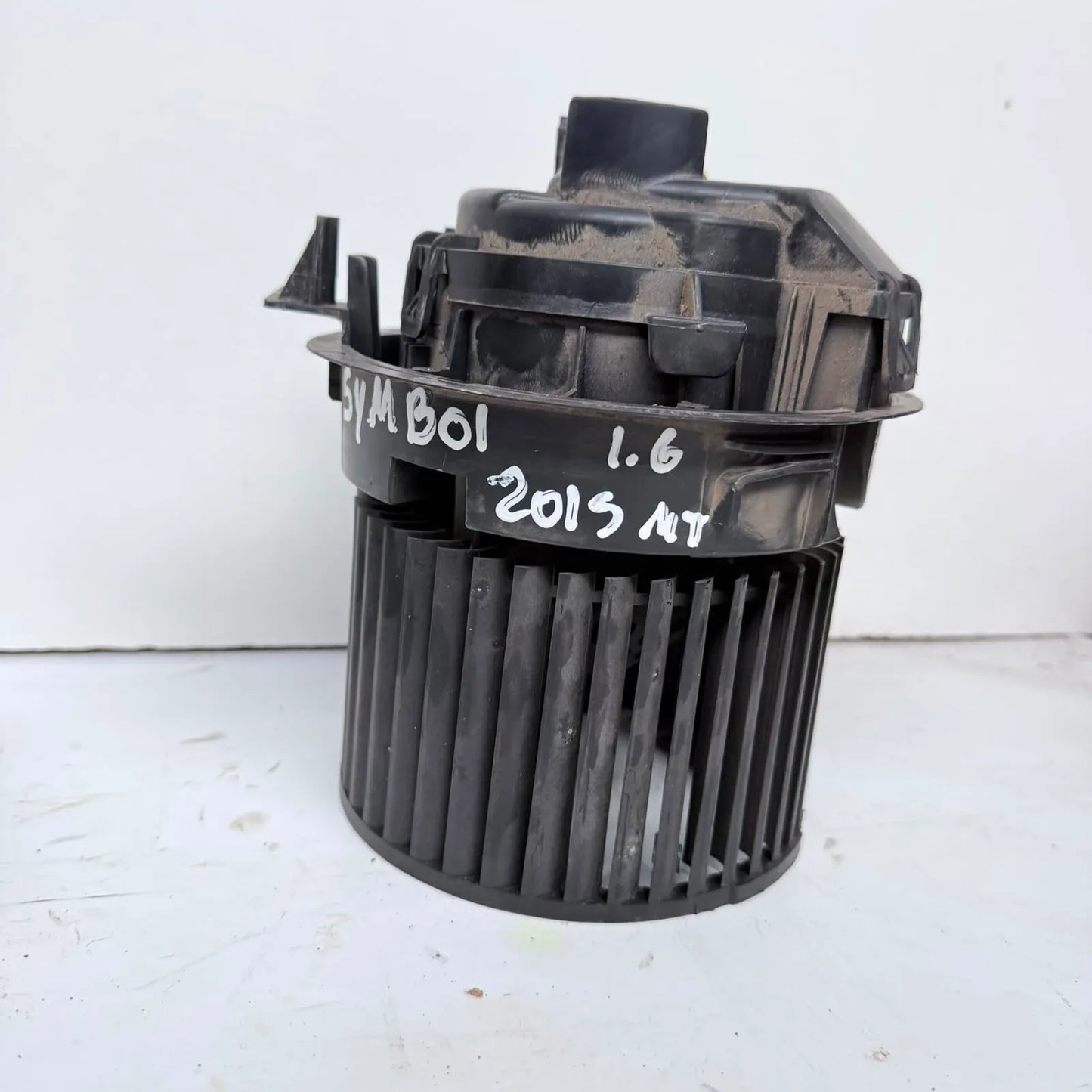 Motor de calefaccion Renault Symbol 2015 - 1.6