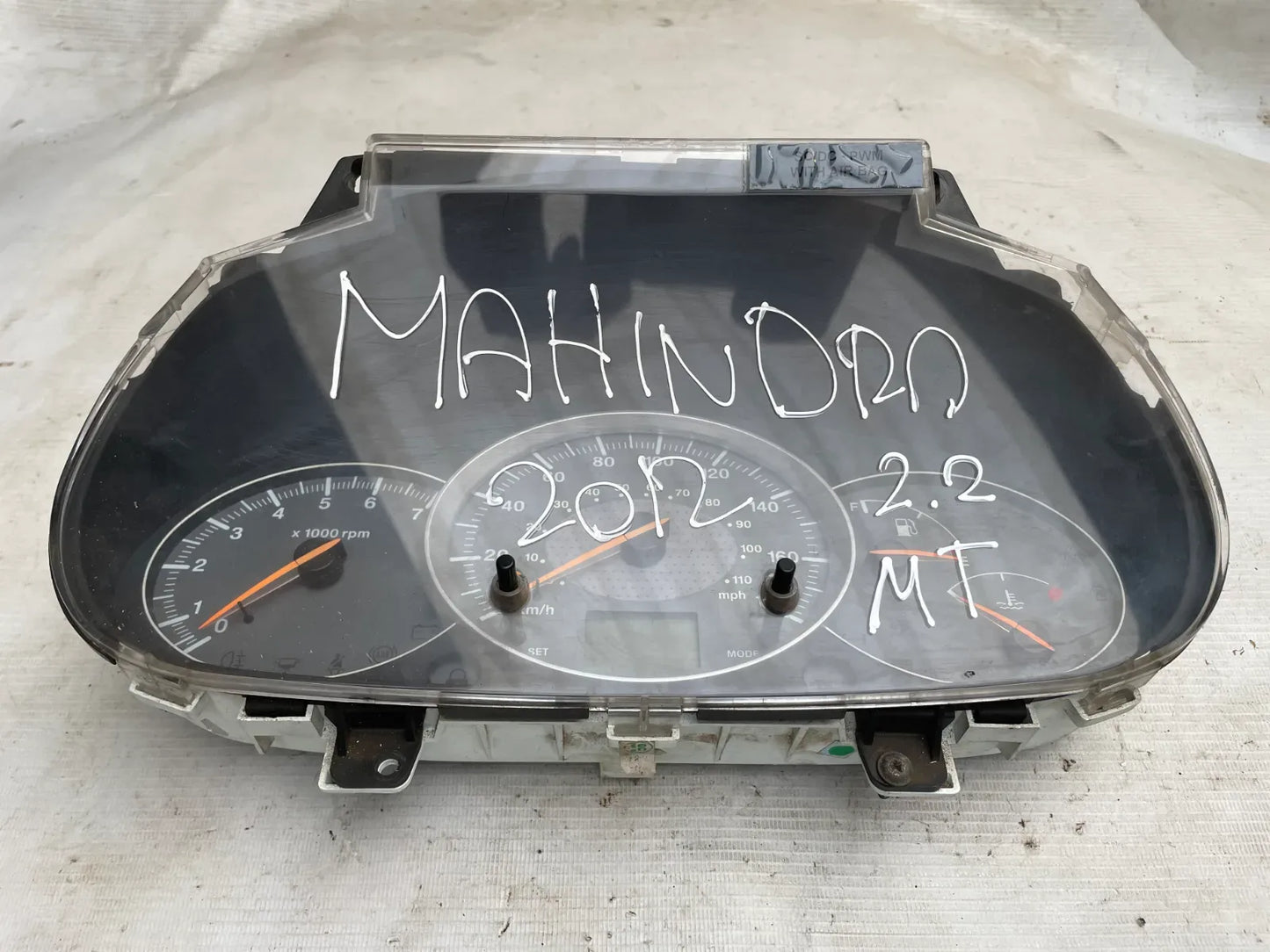 Sinoptico Mahindra Pickup 2012 - 2.2
