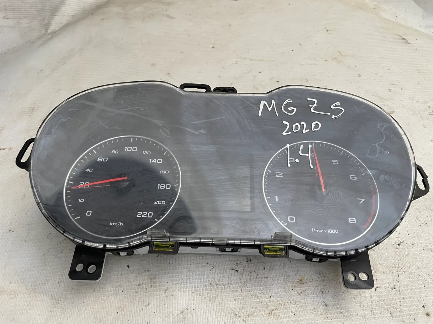 Sinoptico Mg Zs 2020 - 1.5