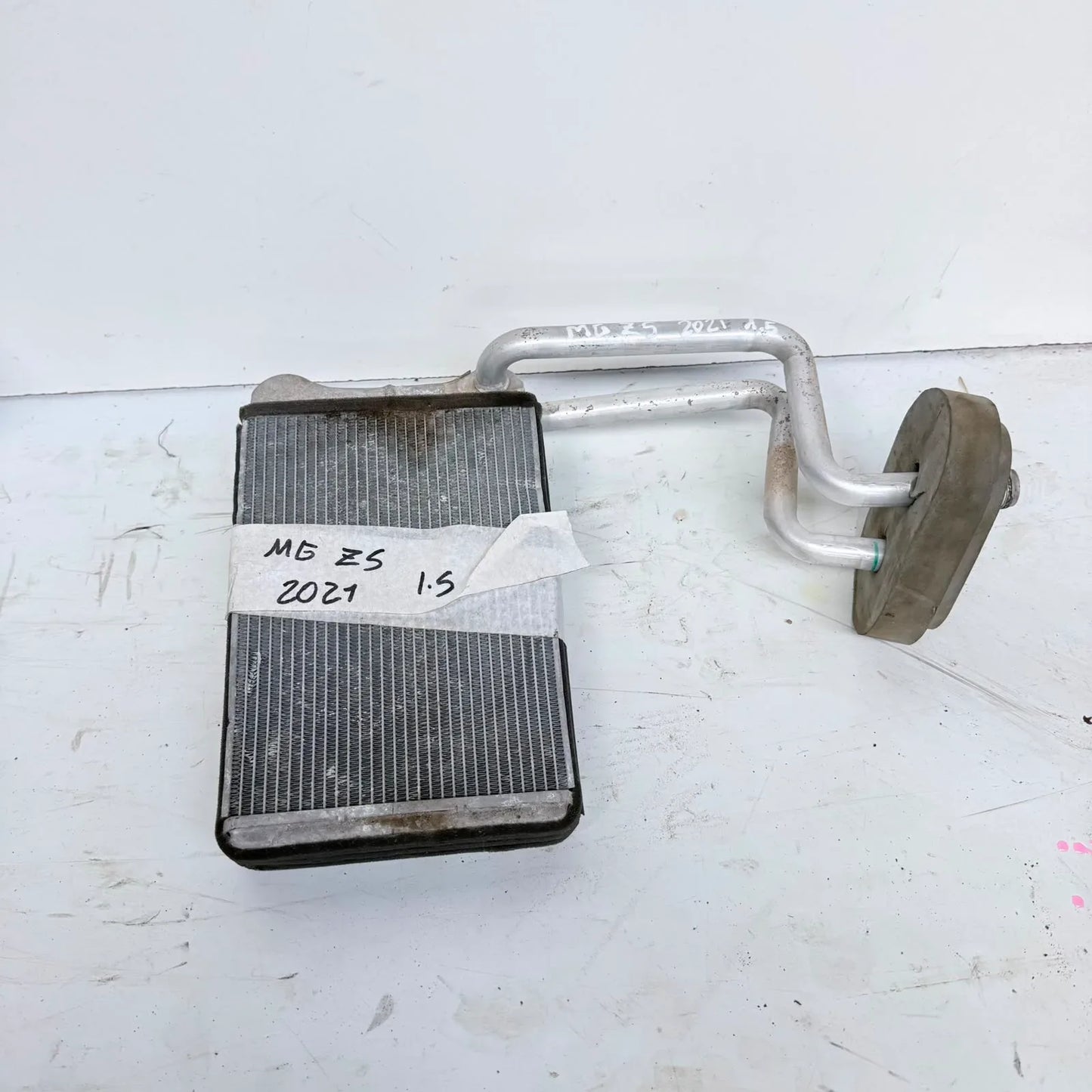 RADIADOR CALEFACCION Mg Zs 2021 - 1.5 4x2 Bencina Mecánico