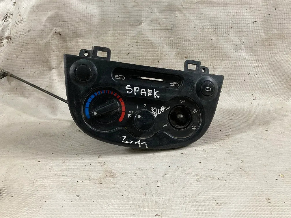 PANEL CALEFACCION Chevrolet Spark LT 2011