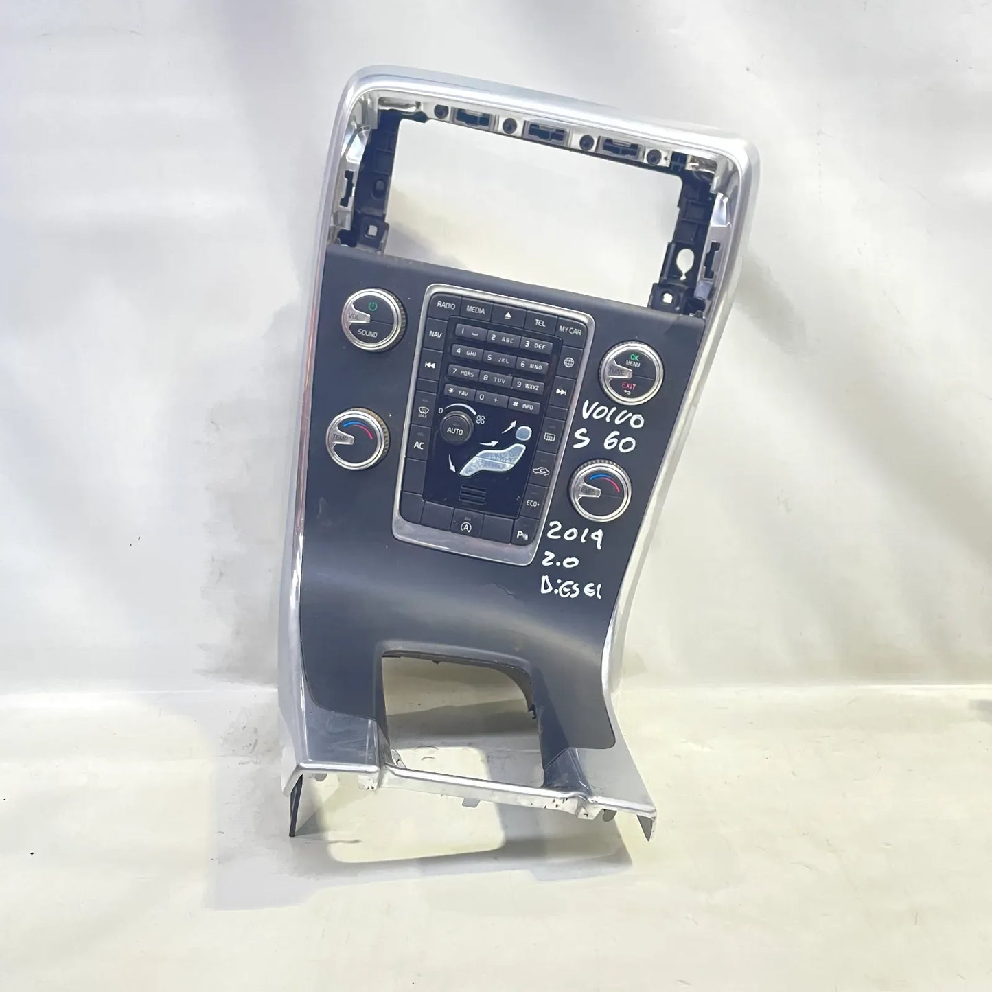 PANEL CALEFACCION Volvo S60 2019 - 2.0 4x2 Diesel Automático