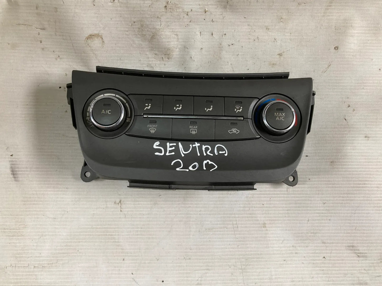 PANEL CALEFACCION Nissan SENTRA 2013
