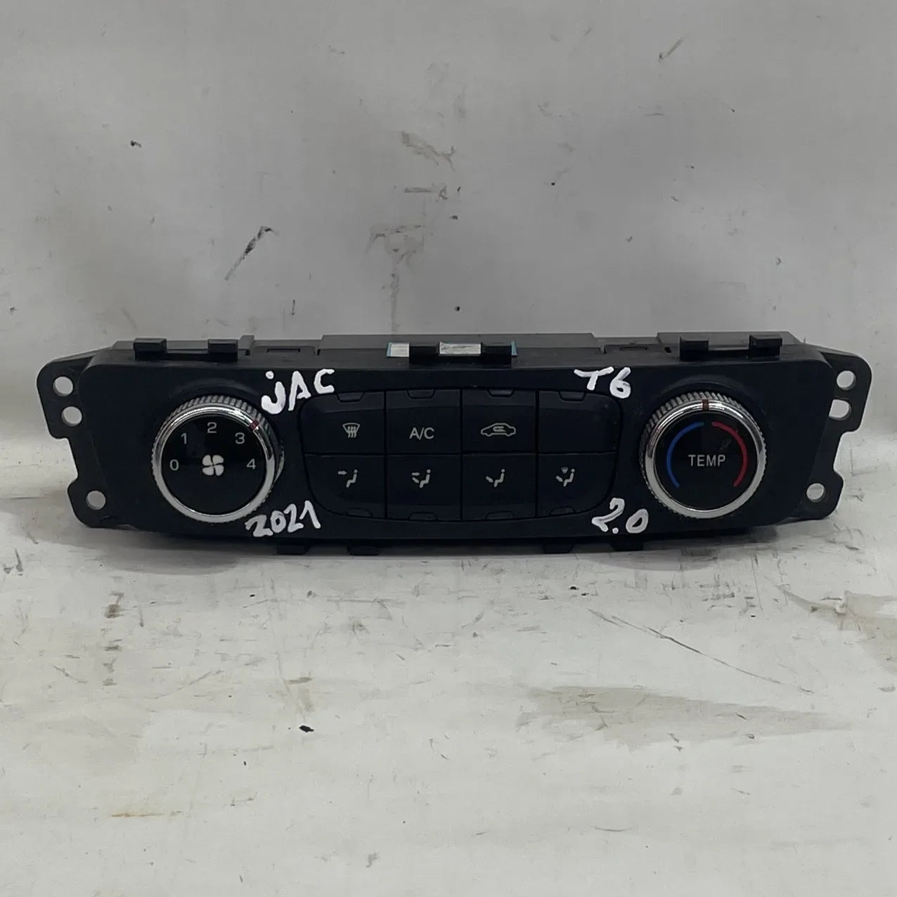 PANEL CALEFACCION JAC T6 2021 - 2.0