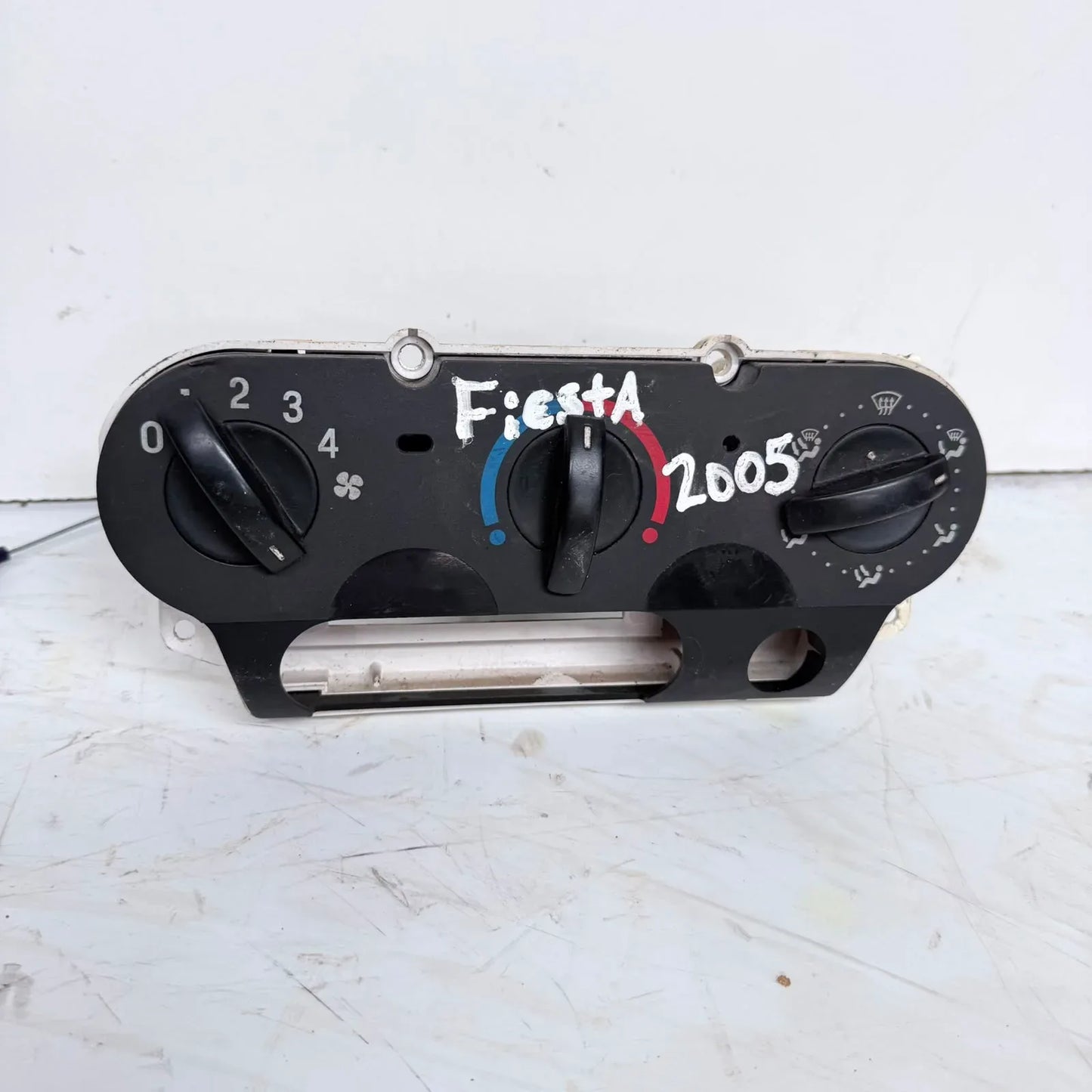 PANEL CALEFACCION Ford Fiesta 2005