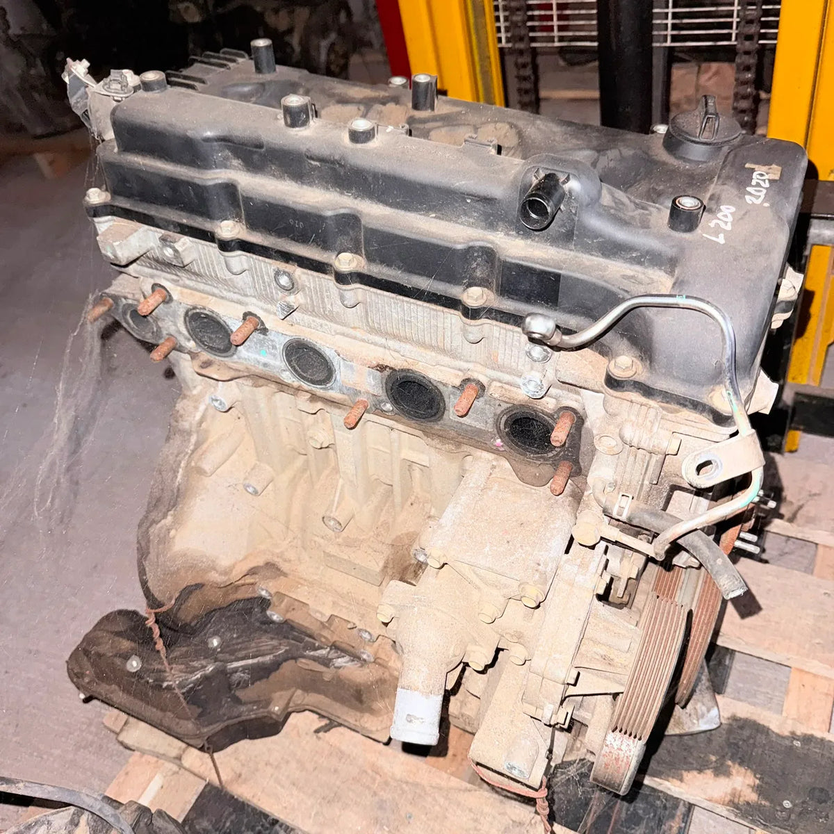 Motor Sin Accesorios Mitsubishi L200 2020 - 2.4 4x4 Diesel Mecánico