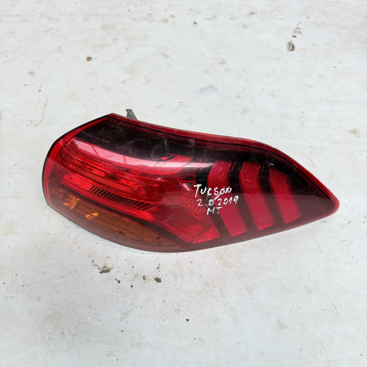 FOCO DERECHO Hyundai Tucson 2019 - 4x2 Bencina Mecánico