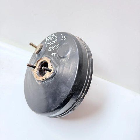 Servo de freno Toyota Yaris Ecco 2005 - 1.5 4x2 Bencina Mecánico