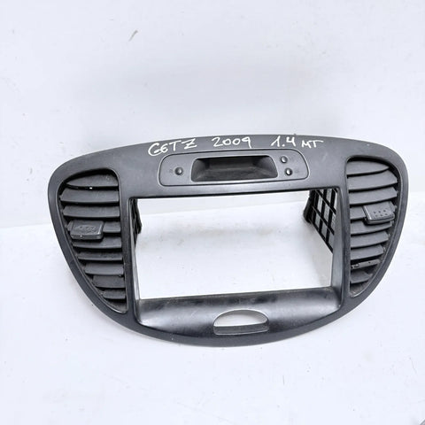 BISEL CON DIFUSOR DE AIRE Hyundai Getz 2009 - 1.4 4x2 Bencina Mecánico