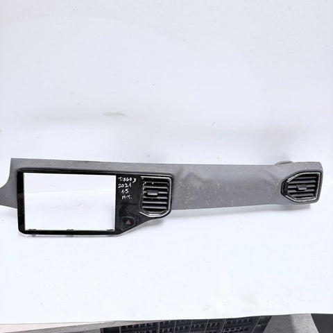 BISEL CON DIFUSOR DE AIRE Chery TIGGO 3 2021 - 1.5 4x2 Bencina Mecánico