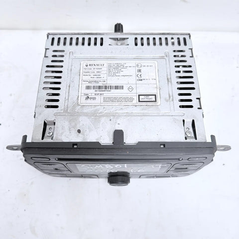 Radio Renault Symbol 2016 - 1.6 4x2 Bencina Mecánico
