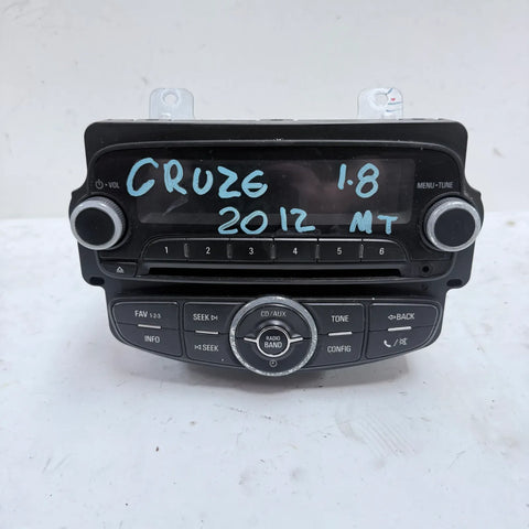 Radio Chevrolet Cruze 2012 - 1.8 4x2 Bencina Mecánico