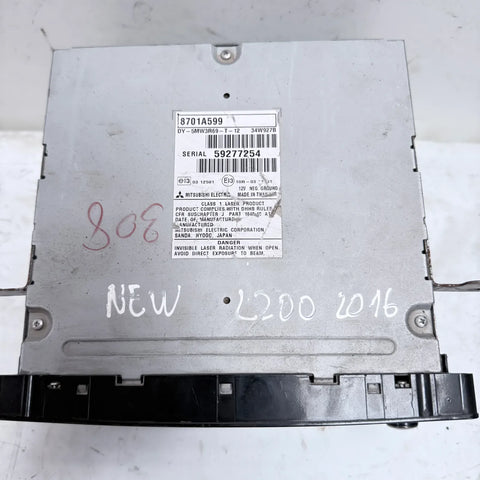 Radio Mitsubishi L200 2016 - 4x2 Bencina Mecánico