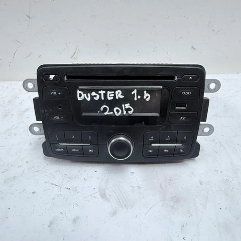 Radio Renault Duster 2015 - 1.6 4x2 Bencina Mecánico