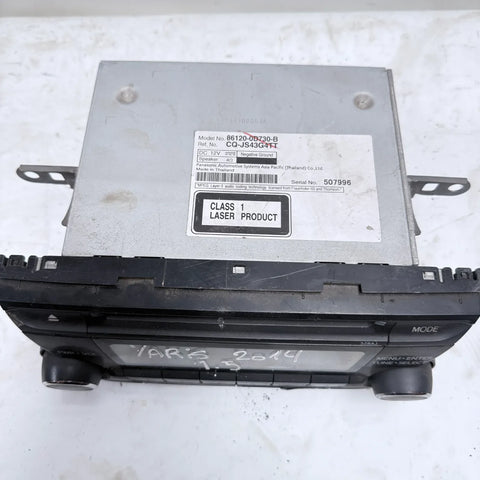 Radio Toyota Yaris 2014 - 1.5 4x2 Bencina Mecánico