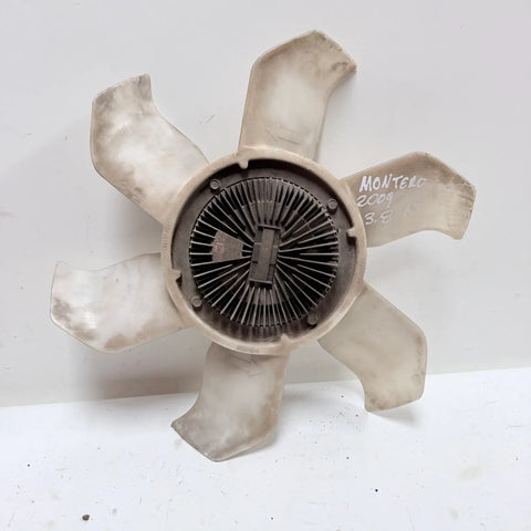 ASPA CON VISCOSO Mitsubishi Montero 2009 - 3.8 4x2 Bencina Automático