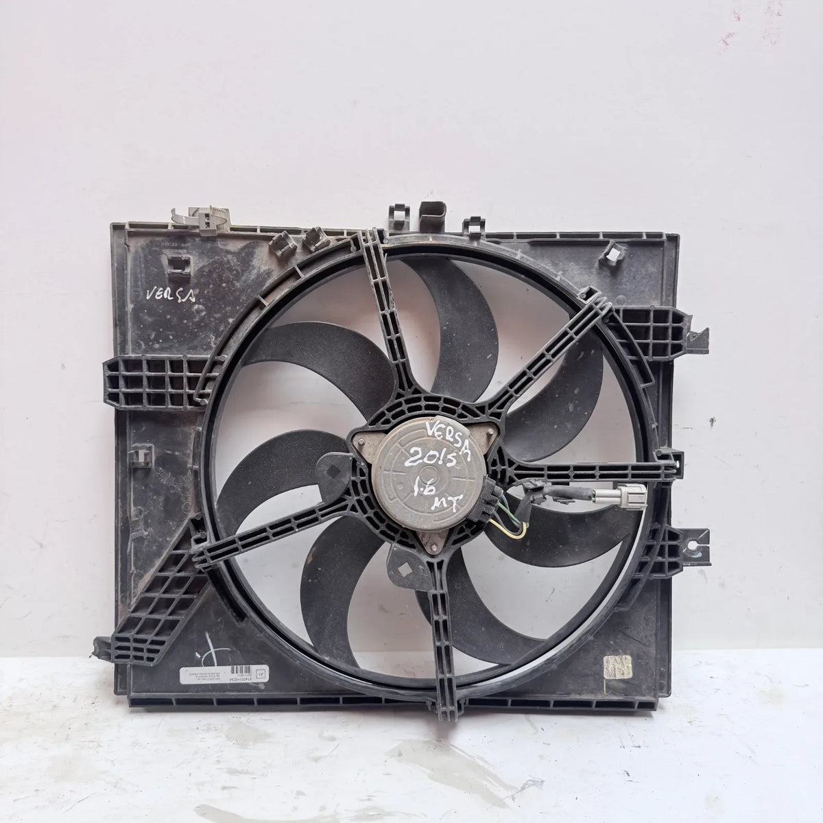 ELECTROVENTILADOR Nissan versa 2015 - 1.6 4x2 Bencina Mecánico