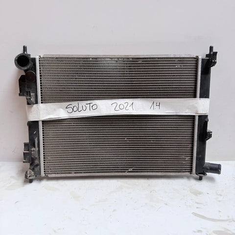RADIADOR Kia soluto 2021 - 1.4 4x2 Bencina Mecánico