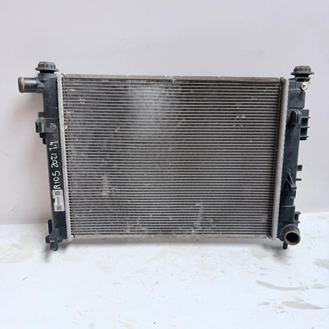 RADIADOR Kia RIO 5 2021 - 1.4 4x2 Bencina Mecánico