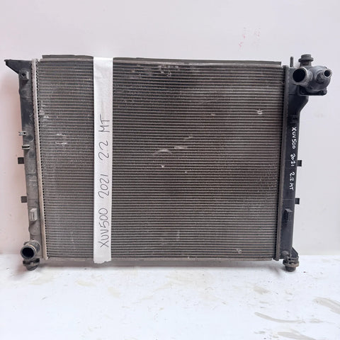 RADIADOR Mahindra XUV500 2021 - 2.2 4x2 Diesel Mecánico