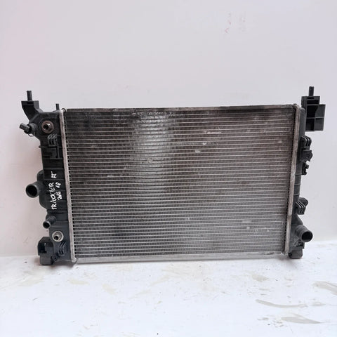 RADIADOR Chevrolet Tracker 2016 - 1.8 4x2 Bencina Mecánico