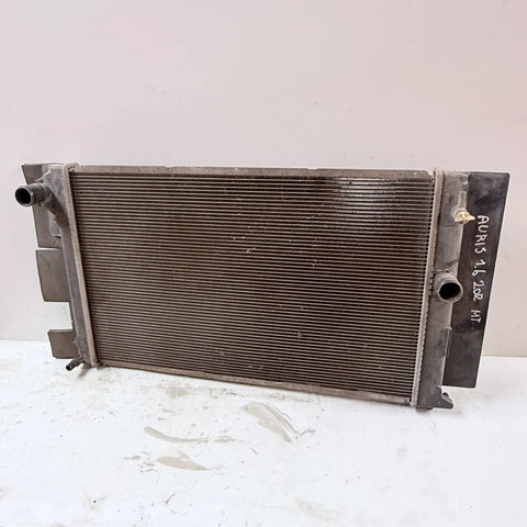 RADIADOR Toyota Auris 2012 - 1.6 4x2 Bencina Mecánico