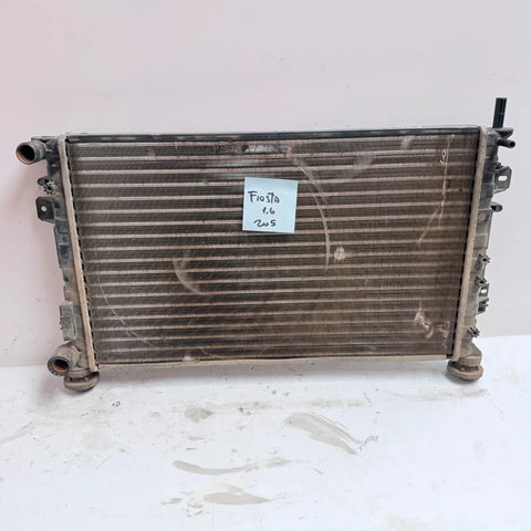 RADIADOR Ford Fiesta 2005 - 1.6 4x2 Bencina Mecánico