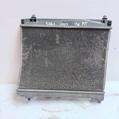 RADIADOR Toyota Yaris 2007 - 1.5 4x2 Bencina Mecánico