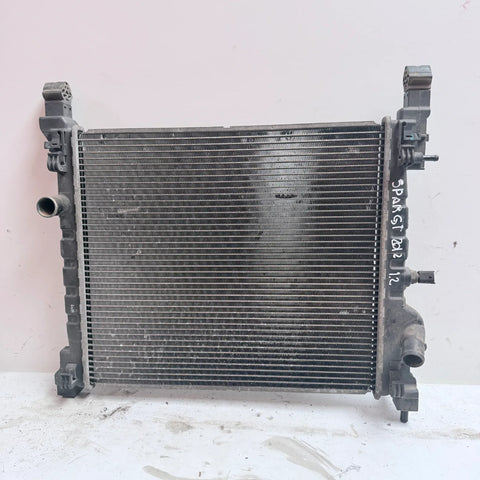RADIADOR Chevrolet Spark GT 2012 - 1.2 4x2 Bencina Mecánico