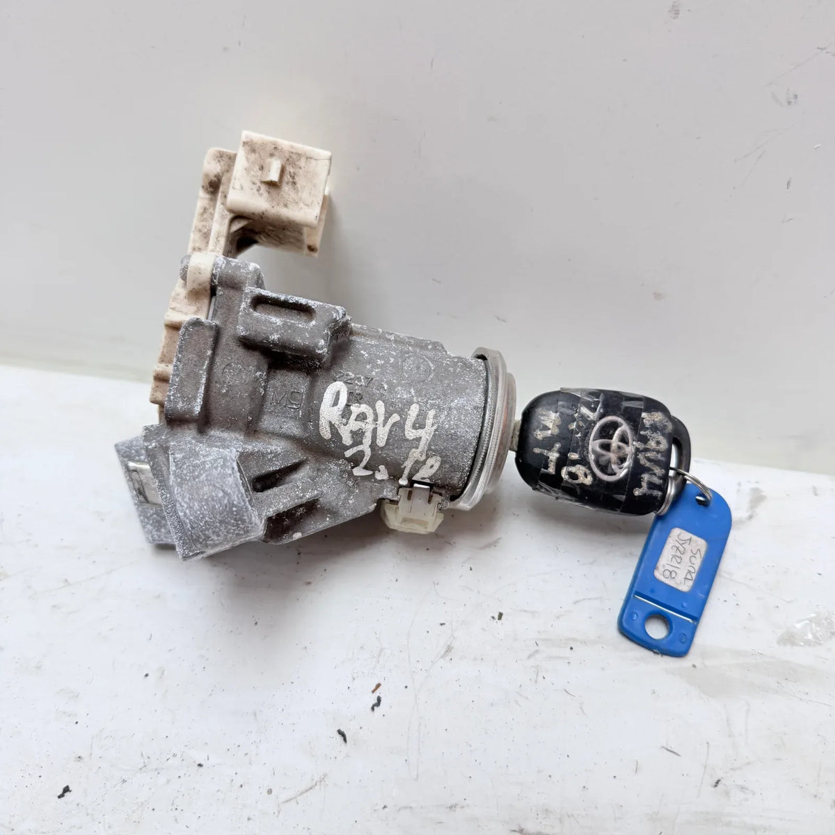 CHAPA CONTACTO Toyota Rav4 2018 - 2.0 4x2 Bencina Mecánico